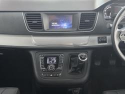 2023 LDV G10 +
