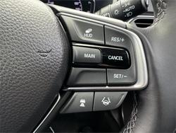 2019 Honda Accord VTi-LX