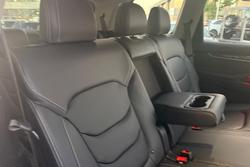 2025 LDV D90 Executive