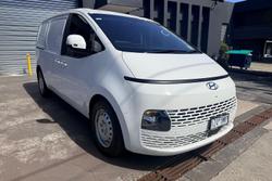 2024 Hyundai STARIA LOAD