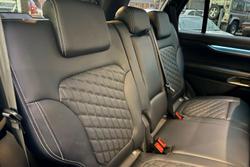 2025 Ford Everest Platinum