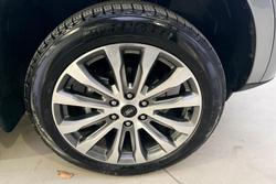 2025 Ford Everest Platinum