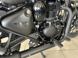 2025 Royal Enfield Classic 350 Dark
