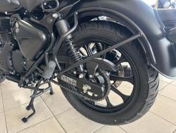 2025 Royal Enfield Classic 350 Dark