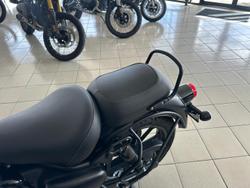 2025 Royal Enfield Classic 350 Dark