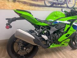 2026 Kawasaki NINJA 400 ZX-4RR KRT LIME GREEN