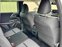 2022 Mitsubishi Outlander LS