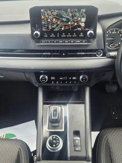 2022 Mitsubishi Outlander LS
