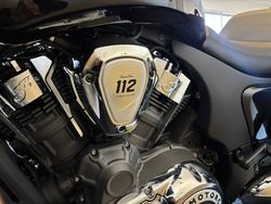 2025 Indian CHALLENGER LIMITED BLACK METALLIC