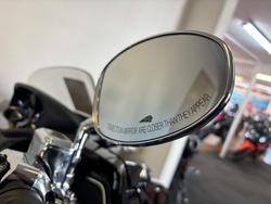 2025 Indian CHALLENGER LIMITED BLACK METALLIC