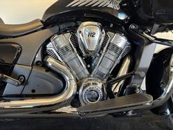 2025 Indian CHALLENGER LIMITED BLACK METALLIC