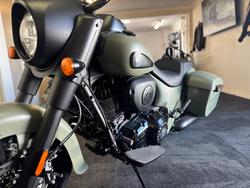 2025 Indian SPRINGFIELD DARK HORSE Green