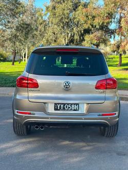 2015 Volkswagen Tiguan 155TSI R-Line