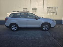 2014 Subaru Forester 2.5i