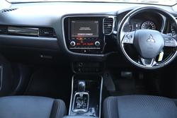 2019 Mitsubishi Outlander ES