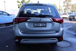 2019 Mitsubishi Outlander ES