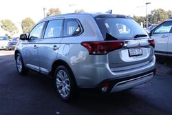 2019 Mitsubishi Outlander ES