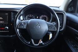 2019 Mitsubishi Outlander ES