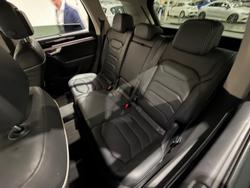 2019 Volkswagen Touareg 190TDI Launch Edition