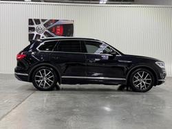 2019 Volkswagen Touareg 190TDI Launch Edition