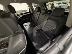 2019 Volkswagen Touareg 190TDI Launch Edition