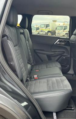 2025 Mitsubishi Outlander Aspire