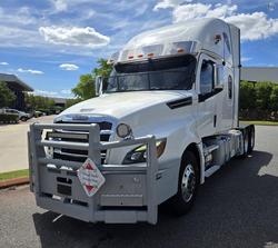 2021 Freightliner Cascadia 126 WHITE