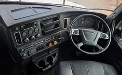 2021 Freightliner Cascadia 126 WHITE