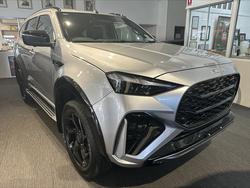 2026 ISUZU MU-X XT