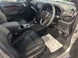 2026 ISUZU MU-X XT