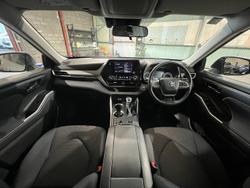 2024 Toyota Kluger GX
