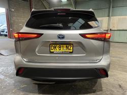 2024 Toyota Kluger GX