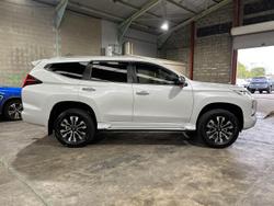 2022 Mitsubishi Pajero Sport GLS