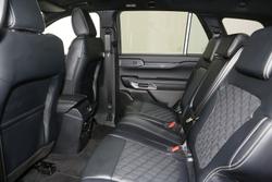 2025 Ford Everest Platinum