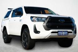 2022 Toyota Hilux SR