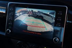 2020 Toyota Hilux SR
