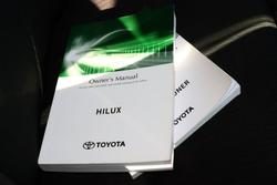 2020 Toyota Hilux SR
