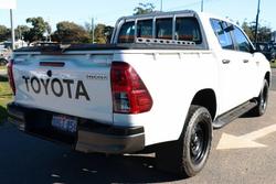 2020 Toyota Hilux SR