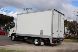 2023 Isuzu N Series NNR 45-150 Vanpack WHITE