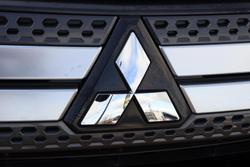 2020 Mitsubishi Outlander LS