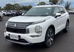 2025 Mitsubishi Outlander Aspire
