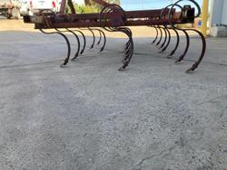 International Vibra Shank Frame