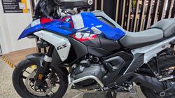 2026 BMW Motorrad R 1300 GS RACINGBLUE METALLIC