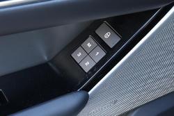 2019 Land Rover Range Rover Velar D300 R-Dynamic HSE