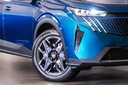 2025 Peugeot 5008 GT Premium Hybrid