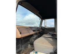 1989 International Acco 2250D