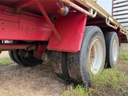 1989 International Acco 2250D