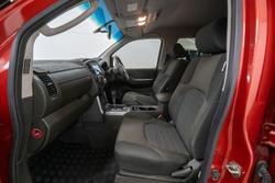 2012 Nissan Navara ST-X