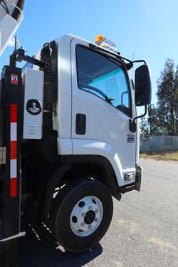 2014 Isuzu F Series FRR 500
