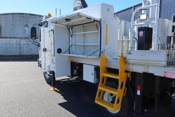 2014 Isuzu F Series FRR 500